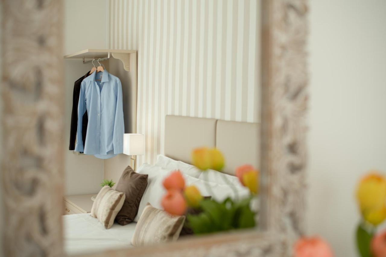 Porta Aragonese Luxury Rooms Palermo Exterior foto